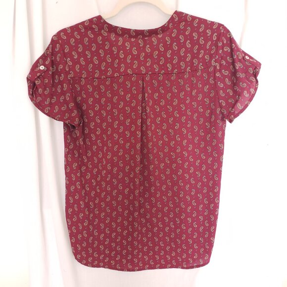 Forever 21 Burgundy Paisley Pattern Short Sleeve V Neck Blouse Size Small - Picture 10 of 12